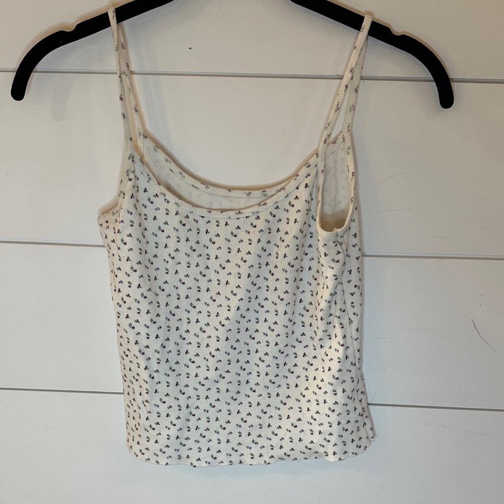 Brandy Melville‎ White Floral Camisole size S EUC